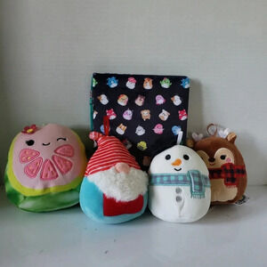 Lot of  4 Mini Squishmallow+Plush Notebook.